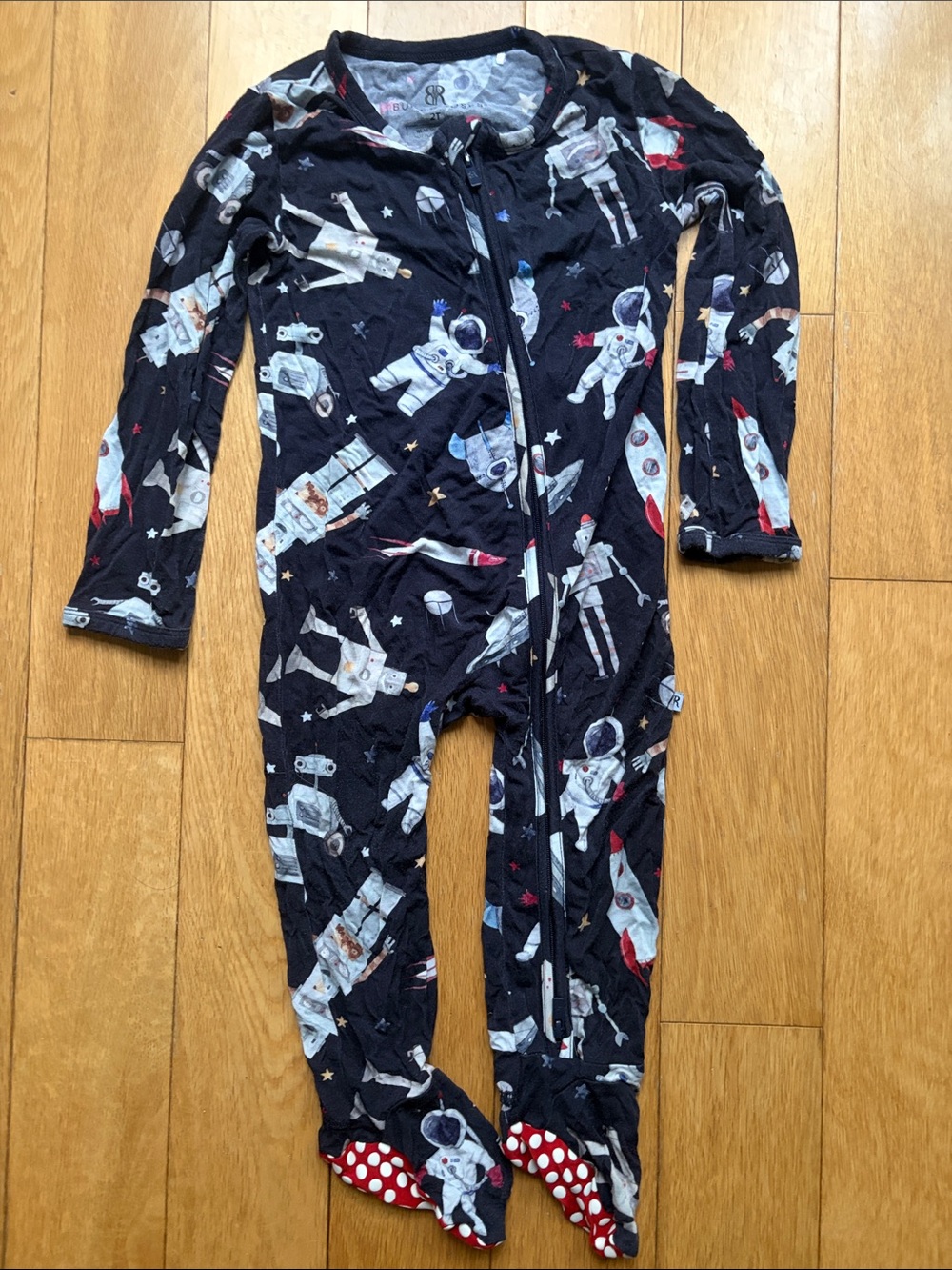 🏈Bums & Roses 2T Footie Bundle - Picture 2 of 6